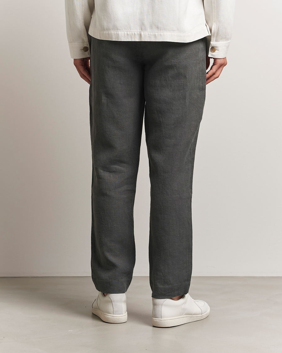 Herr | Byxor | A Day's March | Madu Linen Trousers Olive