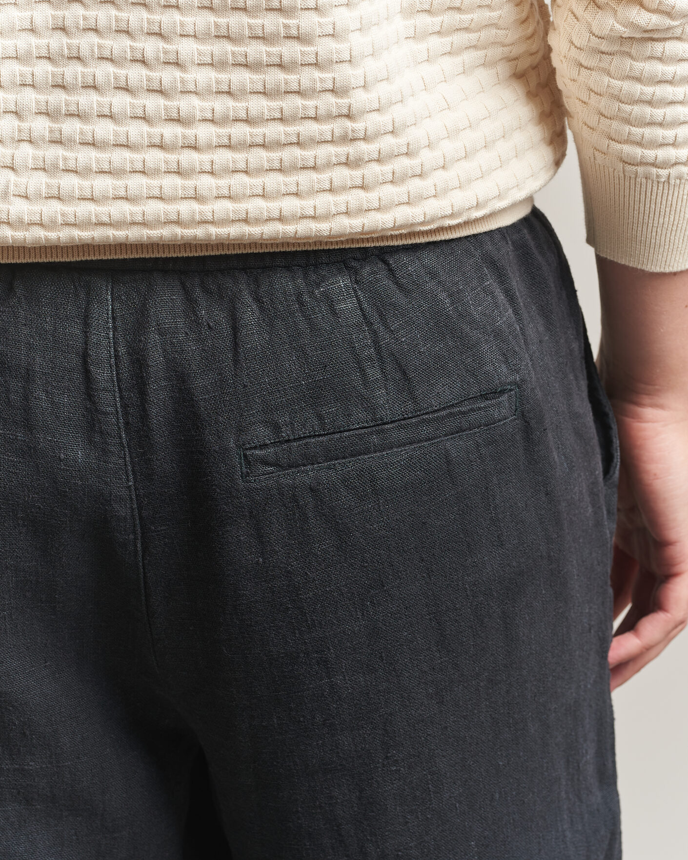 Herr | Byxor | A Day's March | Tamiat Linen Drawstring Trousers Black