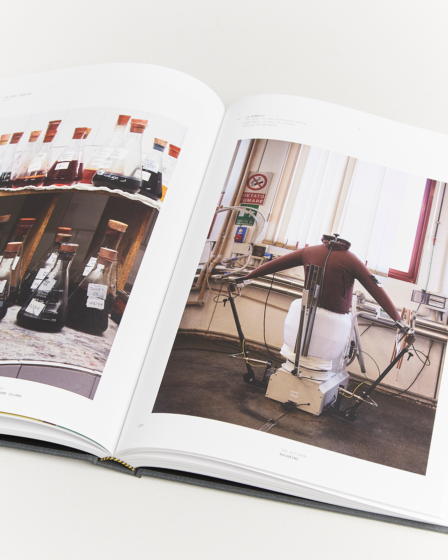 Herr | Böcker | New Mags | Stone Island Book