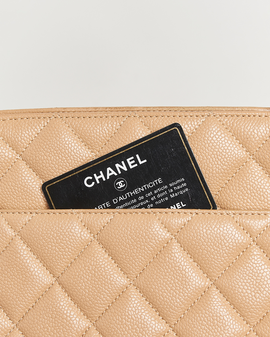 Herr | Gifts for Her | Chanel Pre-Owned | Medallion Tote Bag Caviar Beige