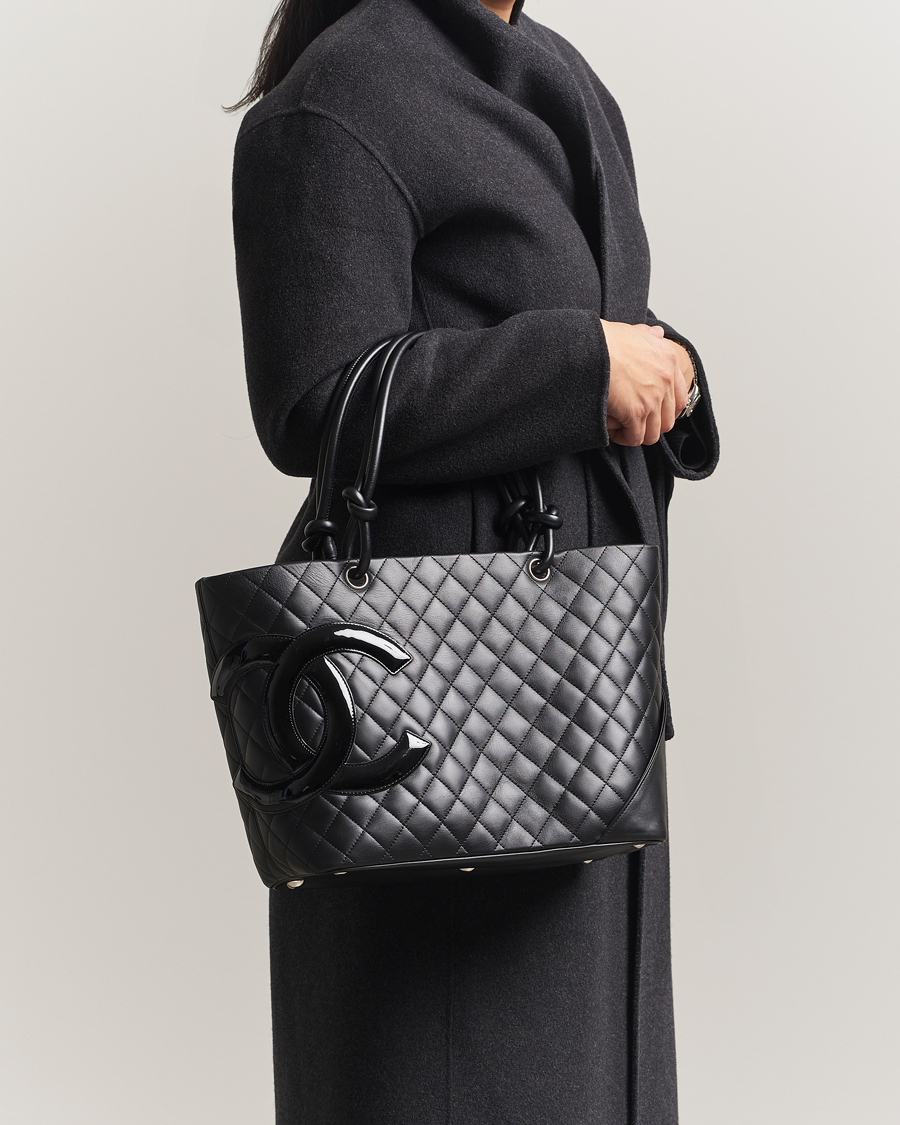 Herr | Chanel Pre-Owned Cambon Ligne Tote Bag Medium Black | Chanel Pre-Owned | Cambon Ligne Tote Bag Medium Black