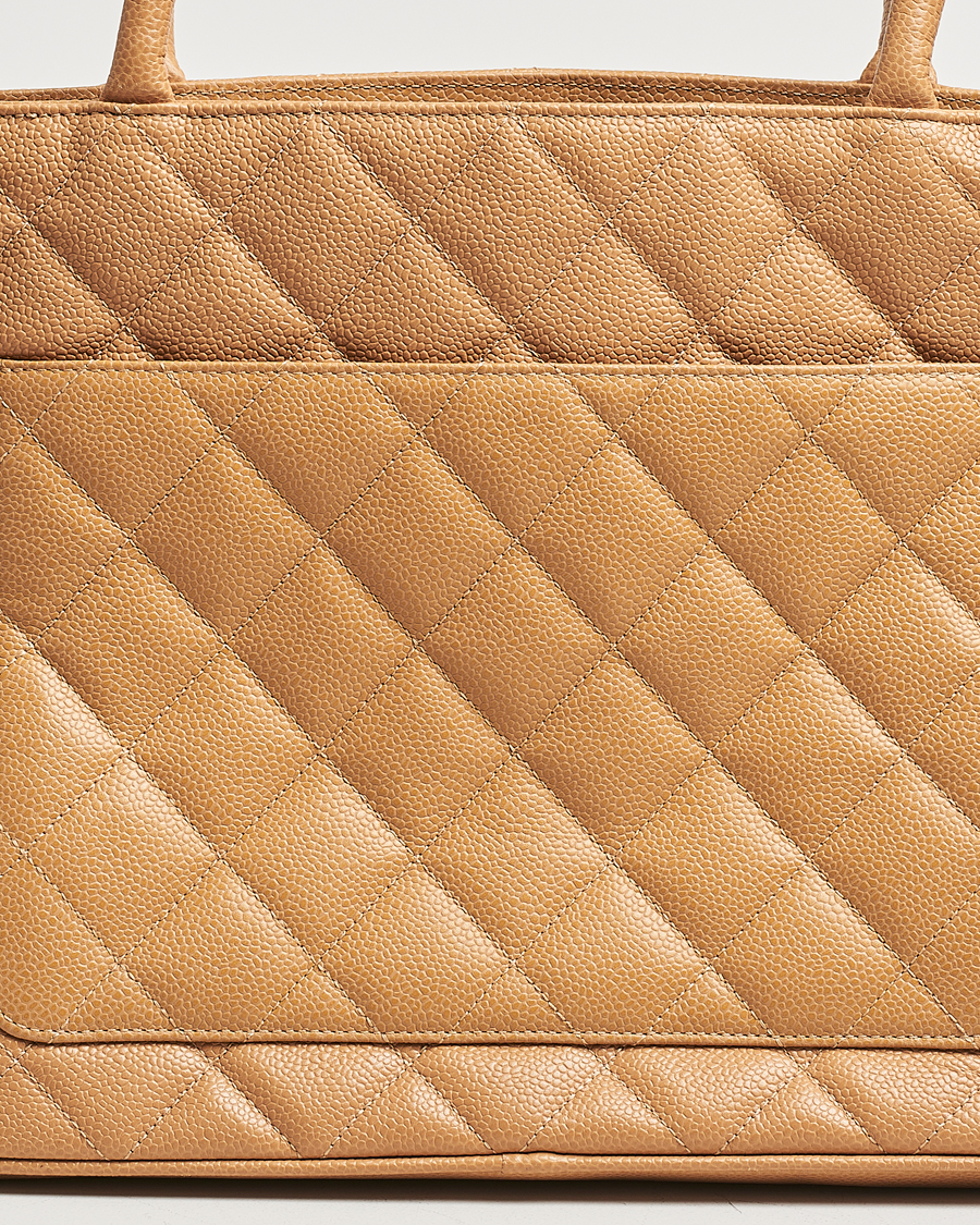 Herr | Chanel Pre-Owned Medallion Tote Quilted Caviar Beige | Chanel Pre-Owned | Medallion Tote Quilted Caviar Beige