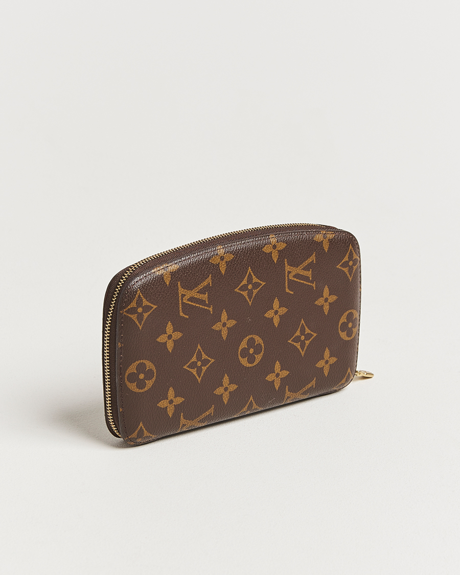 Herr | Pre-Owned & Vintage Bags | Louis Vuitton Pre-Owned | Zip Around Wallet Monogram