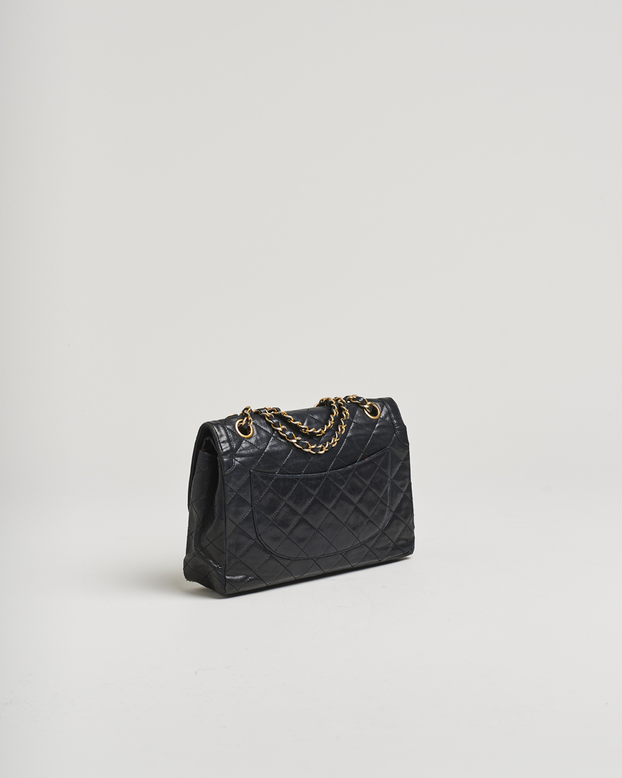 Herr | Gifts for Her | Chanel Pre-Owned | Classic Medium Double Flap Bag Black