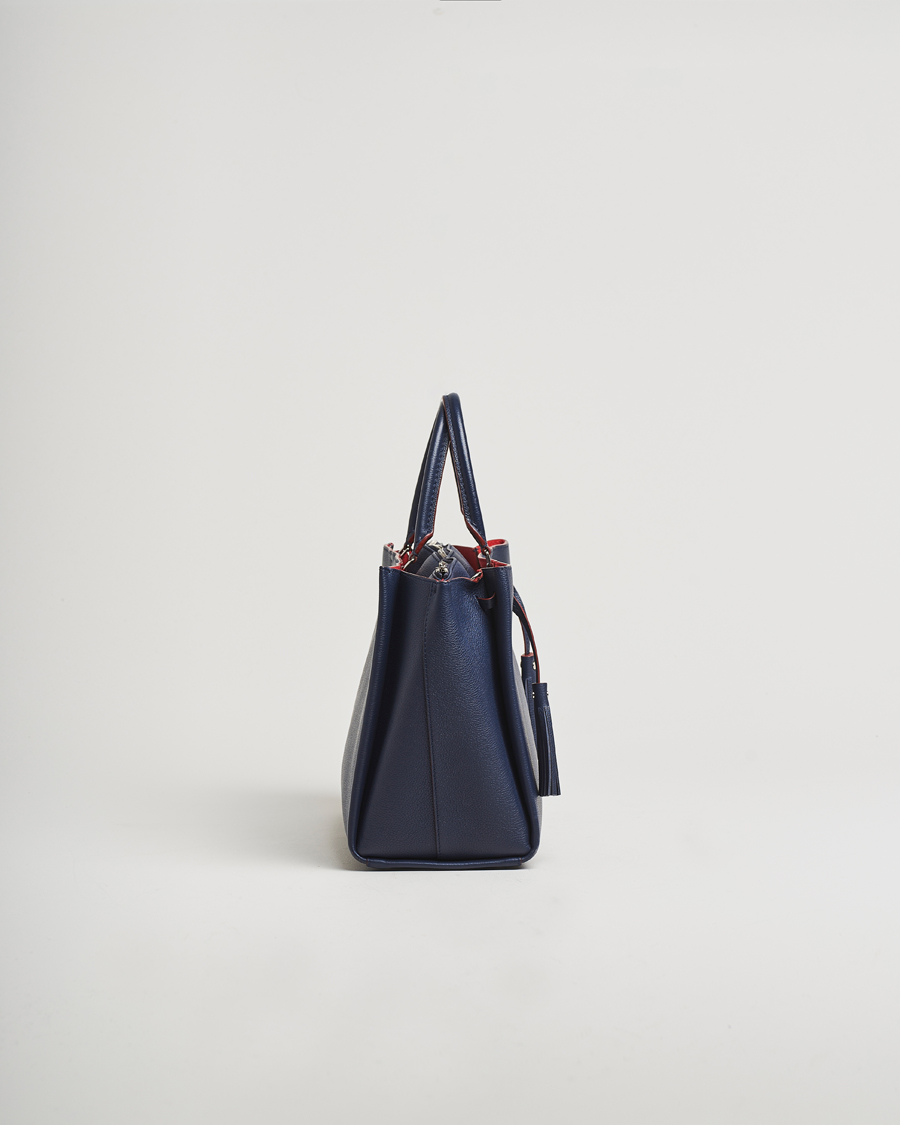 Herr | Gifts for Her | Louis Vuitton Pre-Owned | LockMeTo Handbag Calfskin Navy