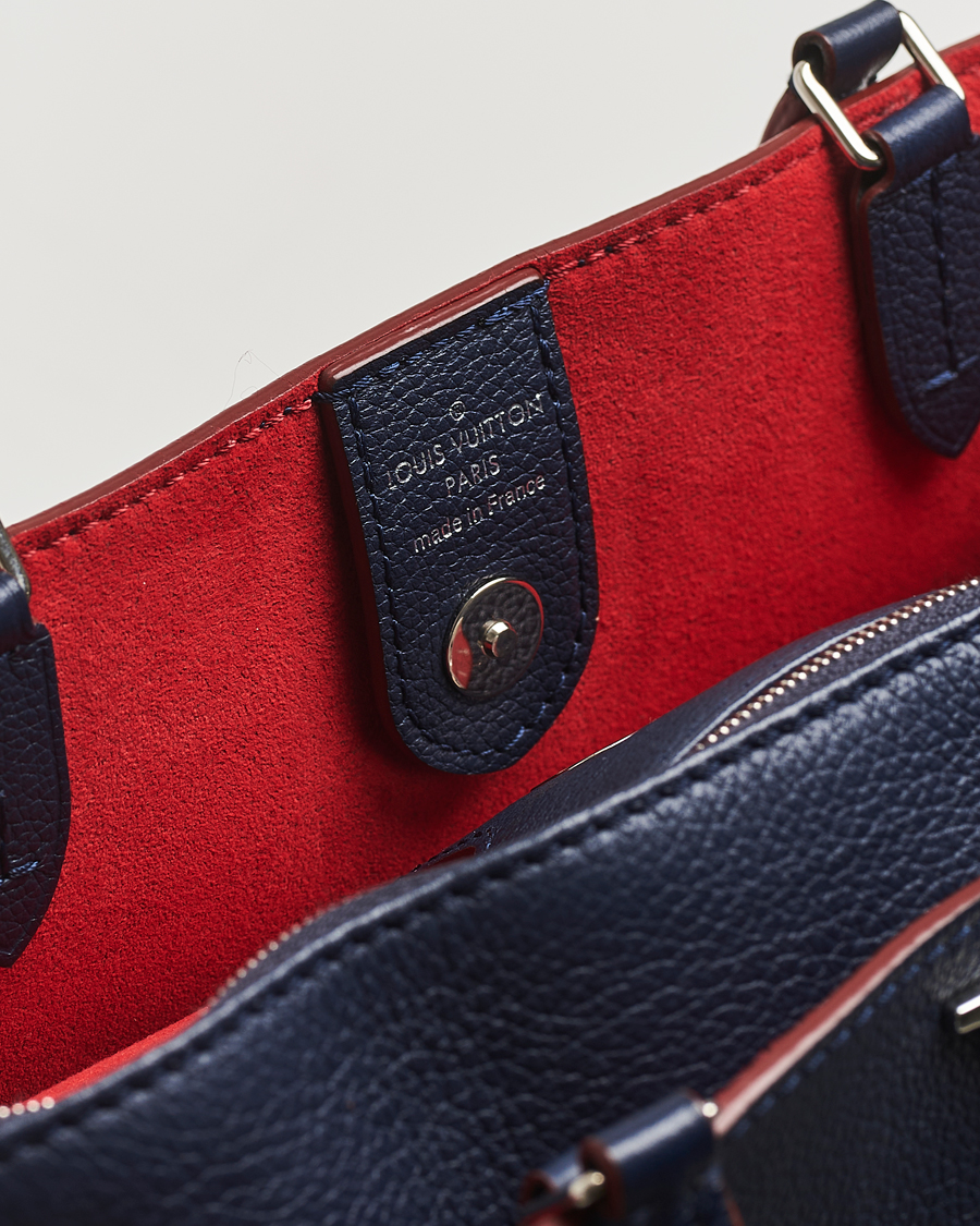 Herr | Gifts for Her | Louis Vuitton Pre-Owned | LockMeTo Handbag Calfskin Navy