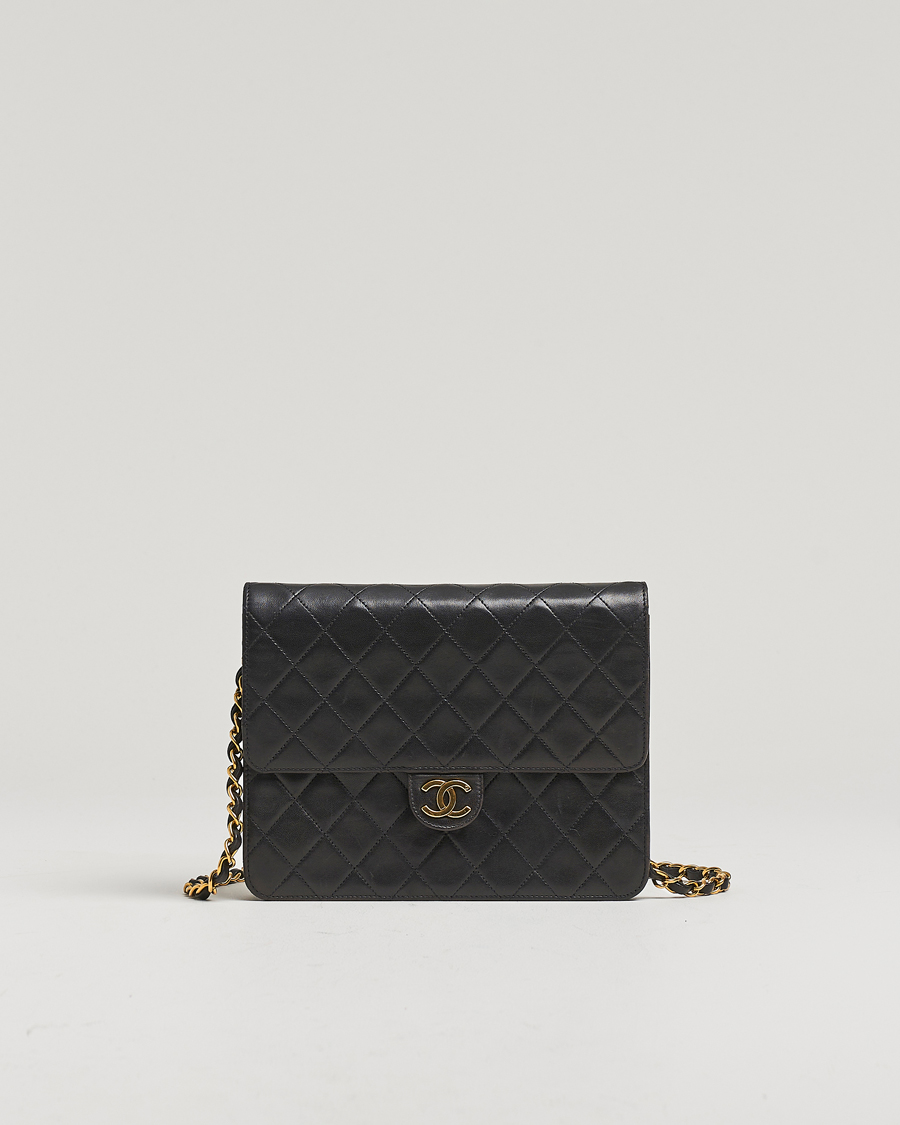 Herr | Gifts for Her | Chanel Pre-Owned | Single Flap Bag Black