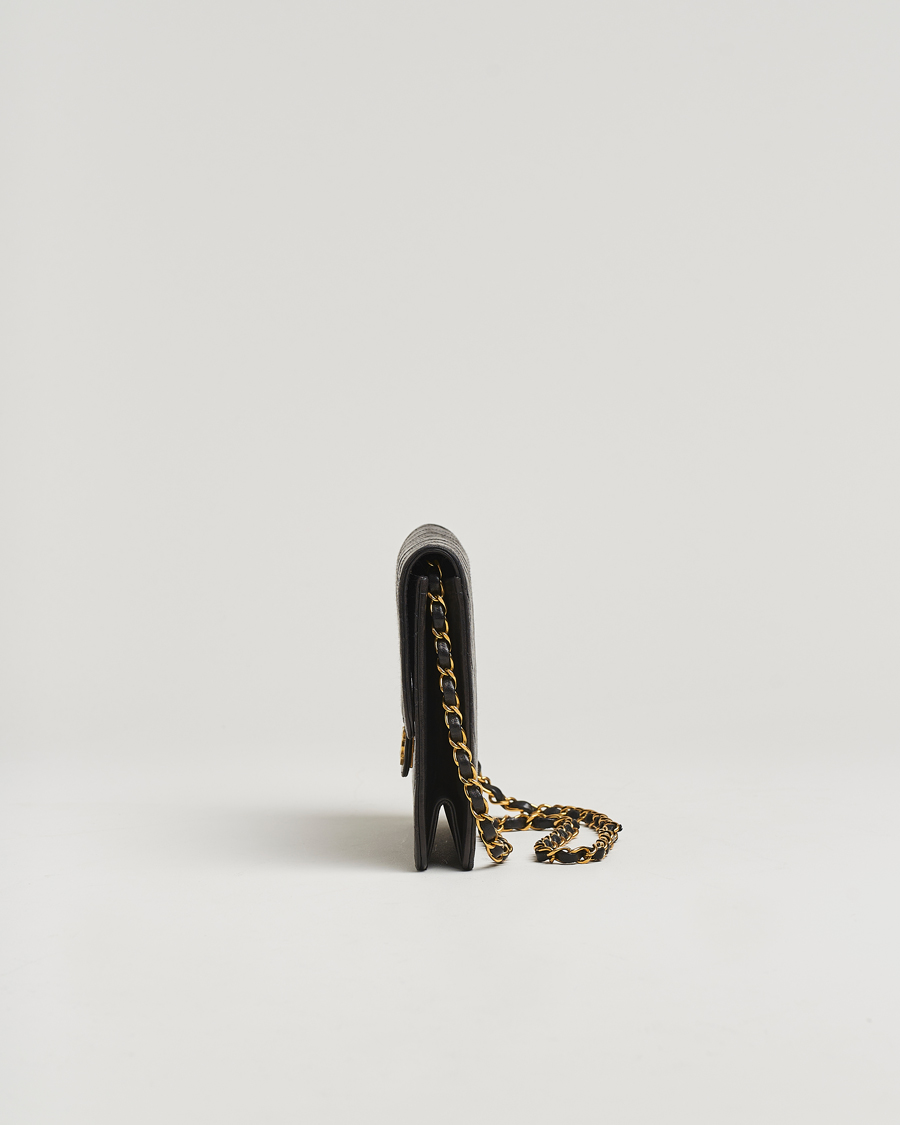 Herr | Gifts for Her | Chanel Pre-Owned | Single Flap Bag Black