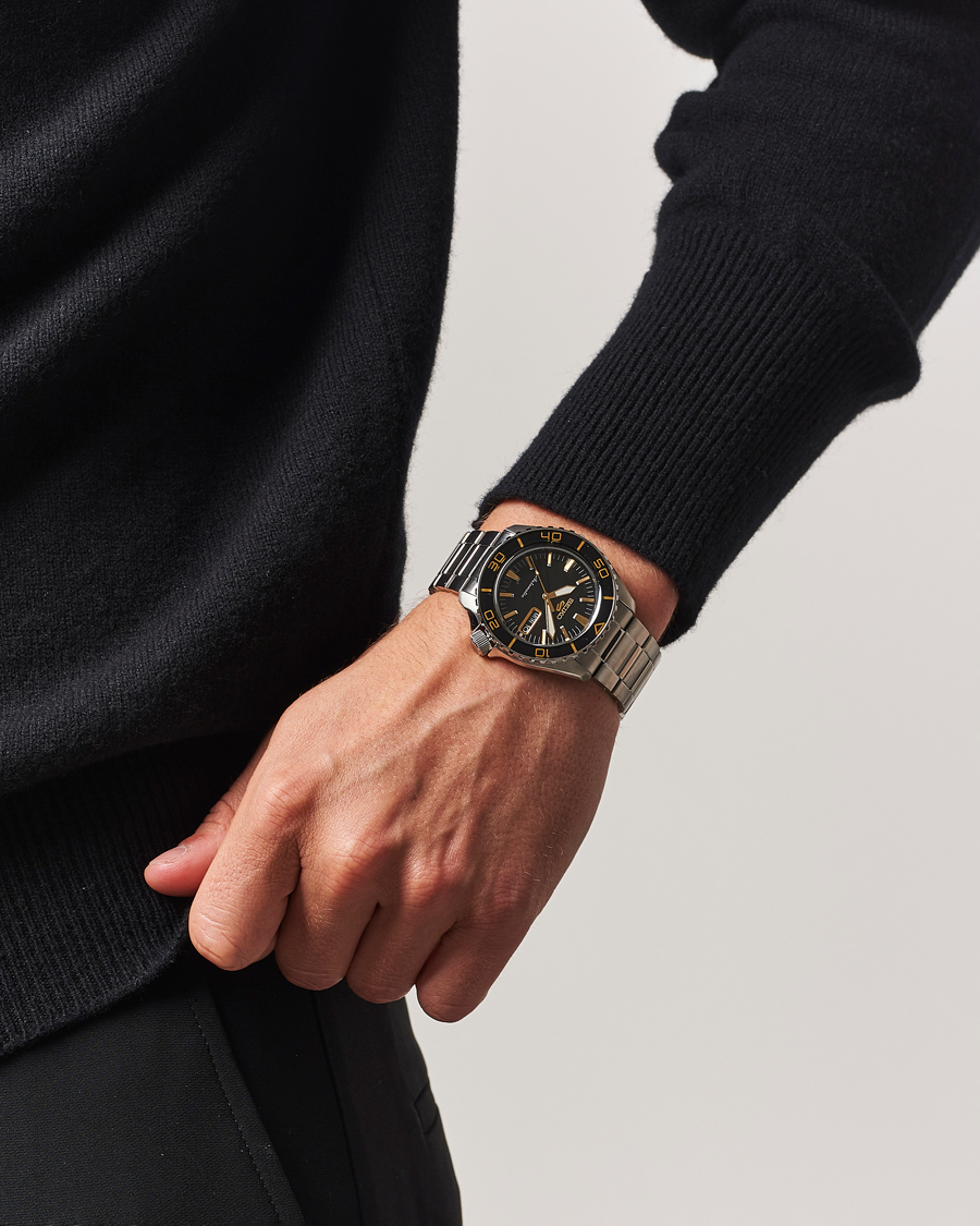 Herr | Seiko 5 Sports Automatic Diver Steel 42mm Black Dial | Seiko | 5 Sports Automatic Diver Steel 42mm Black Dial