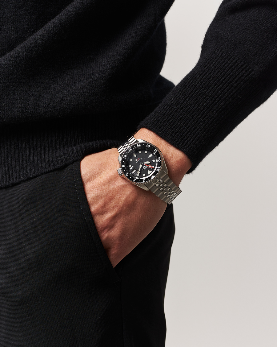 Herr | Seiko 5 Sports Automatic GMT Diver Steel 42mm Black Dial | Seiko | 5 Sports Automatic GMT Diver Steel 42mm Black Dial