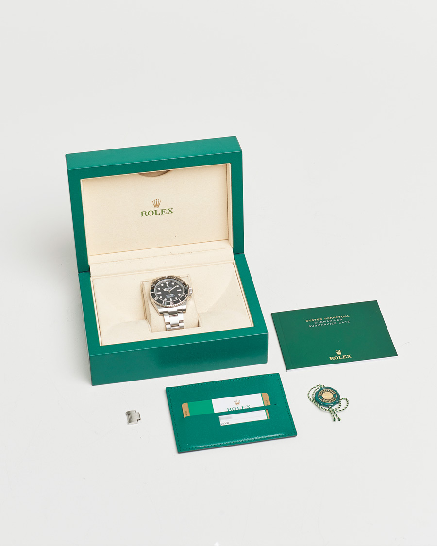 Herr | Pre-Owned & Vintage Watches | Rolex Pre-Owned | Submariner 114060 Oyster Perpetual
