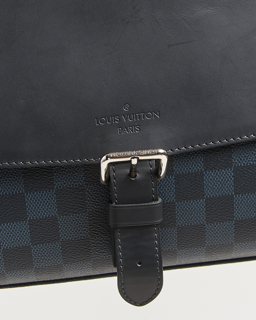 Herr | Pre-Owned & Vintage Bags | Louis Vuitton Pre-Owned | Newport Messenger PM Damier Cobalt