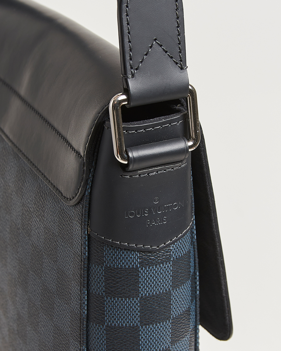 Herr | Pre-Owned & Vintage Bags | Louis Vuitton Pre-Owned | Newport Messenger PM Damier Cobalt