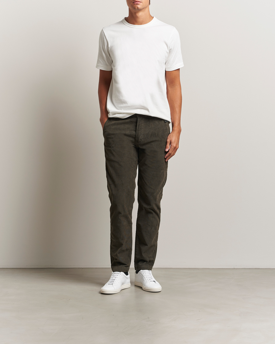 Herr | Byxor | Levi's | 14W Corduroy Chino Black Olive