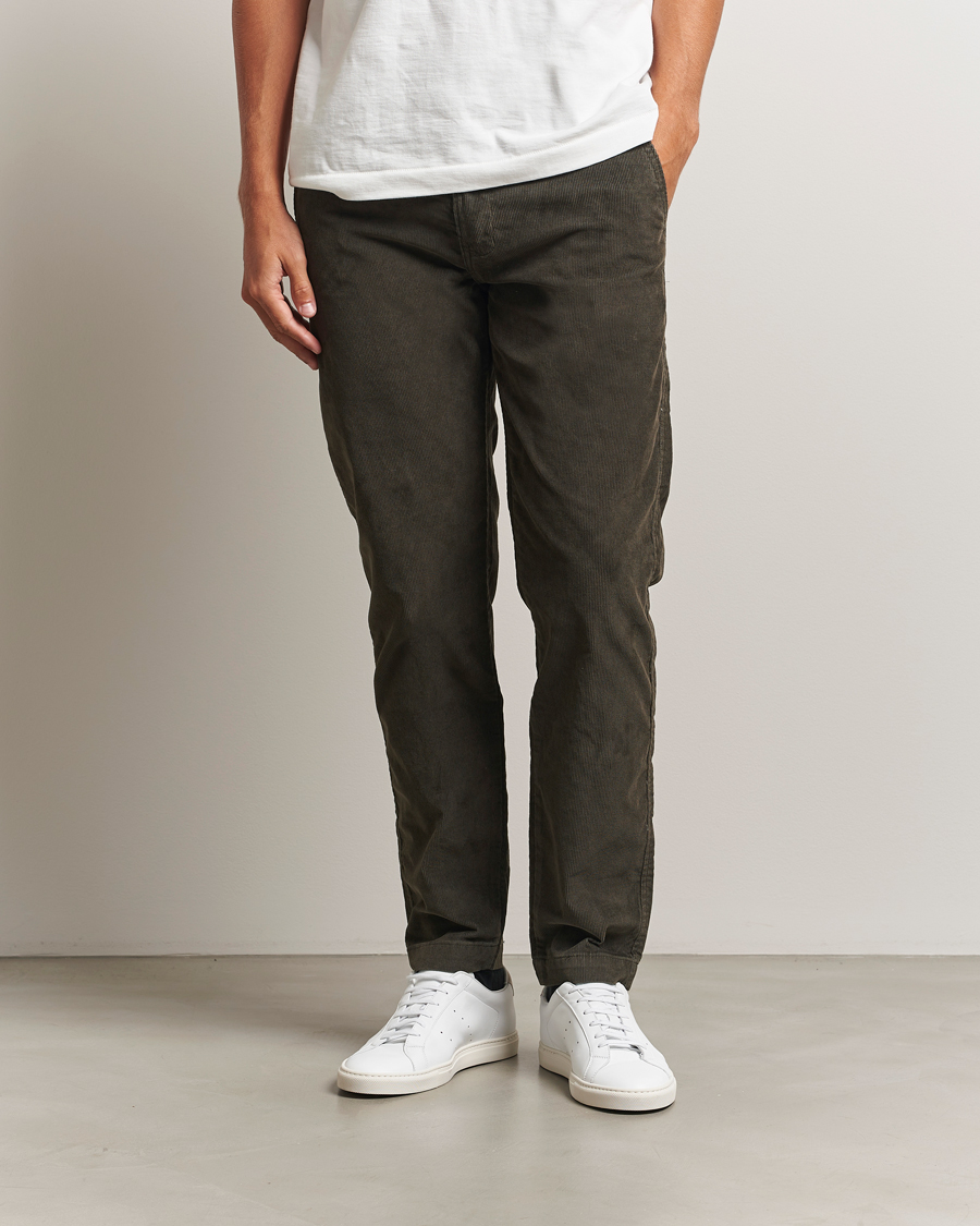 Herr | Byxor | Levi's | 14W Corduroy Chino Black Olive