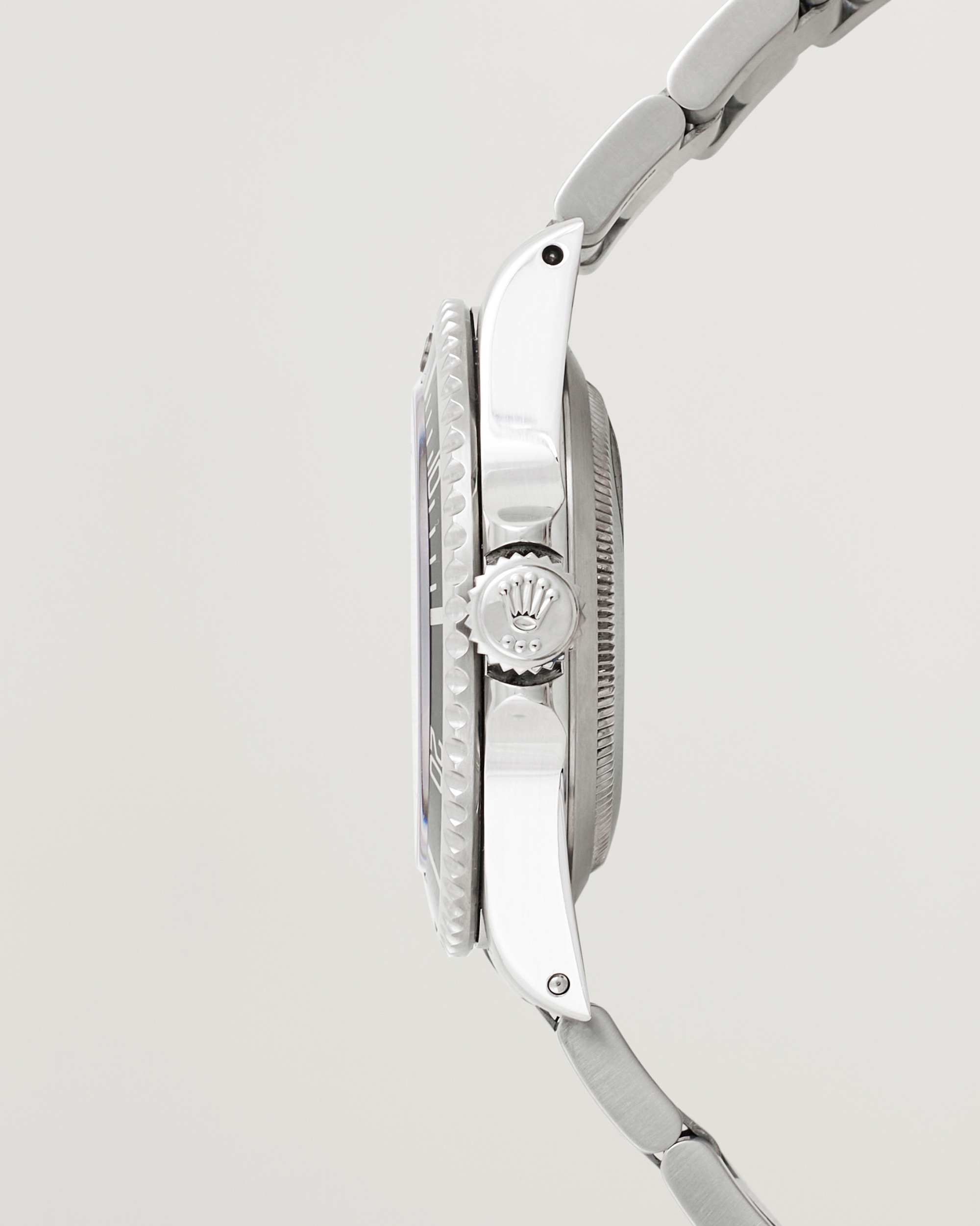 Herr | Pre-Owned & Vintage Watches | Rolex Pre-Owned | Submariner 14060M Oyster Perpetual