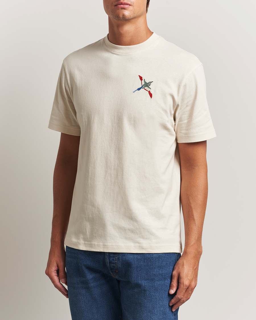 Herr | T-Shirts | Axel Arigato | Micro Bee Bird T-Shirt Pale Beige