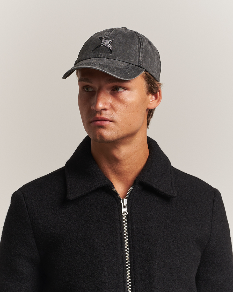 Herr | Hattar & kepsar | Axel Arigato | Bee Bird Cap Black