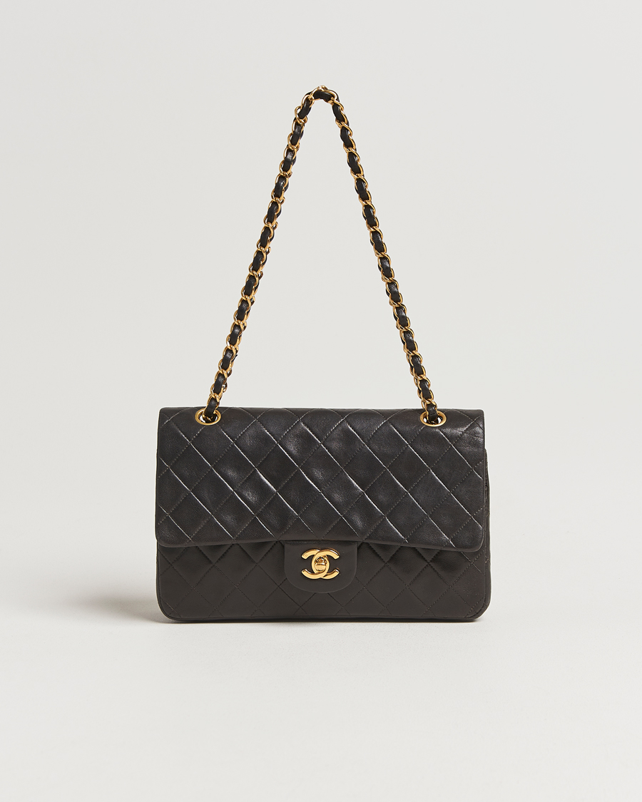 Herr | Gifts for Her | Chanel Pre-Owned | Classic Double Flap Medium Lambskin Black