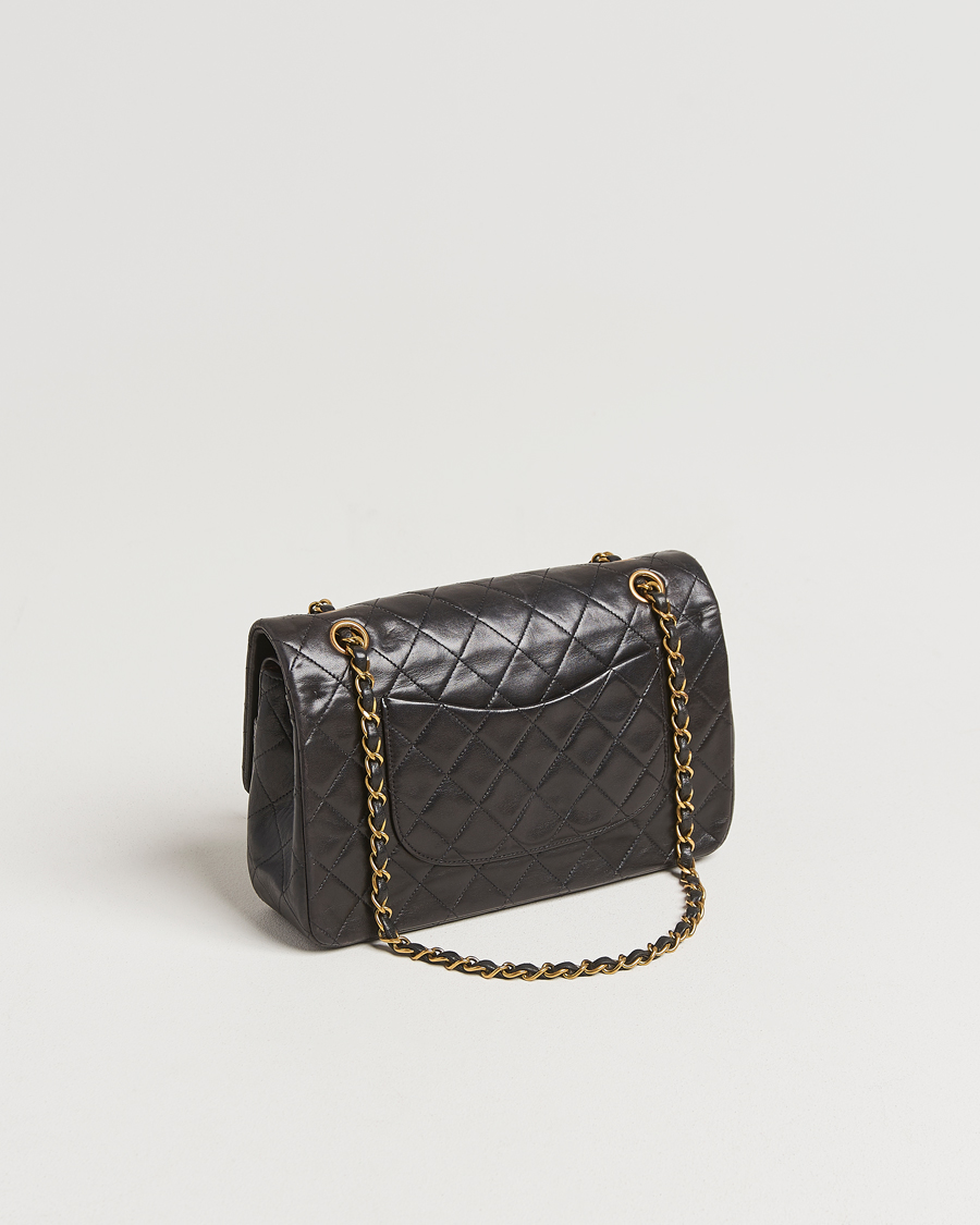Herr | Gifts for Her | Chanel Pre-Owned | Classic Double Flap Medium Lambskin Black