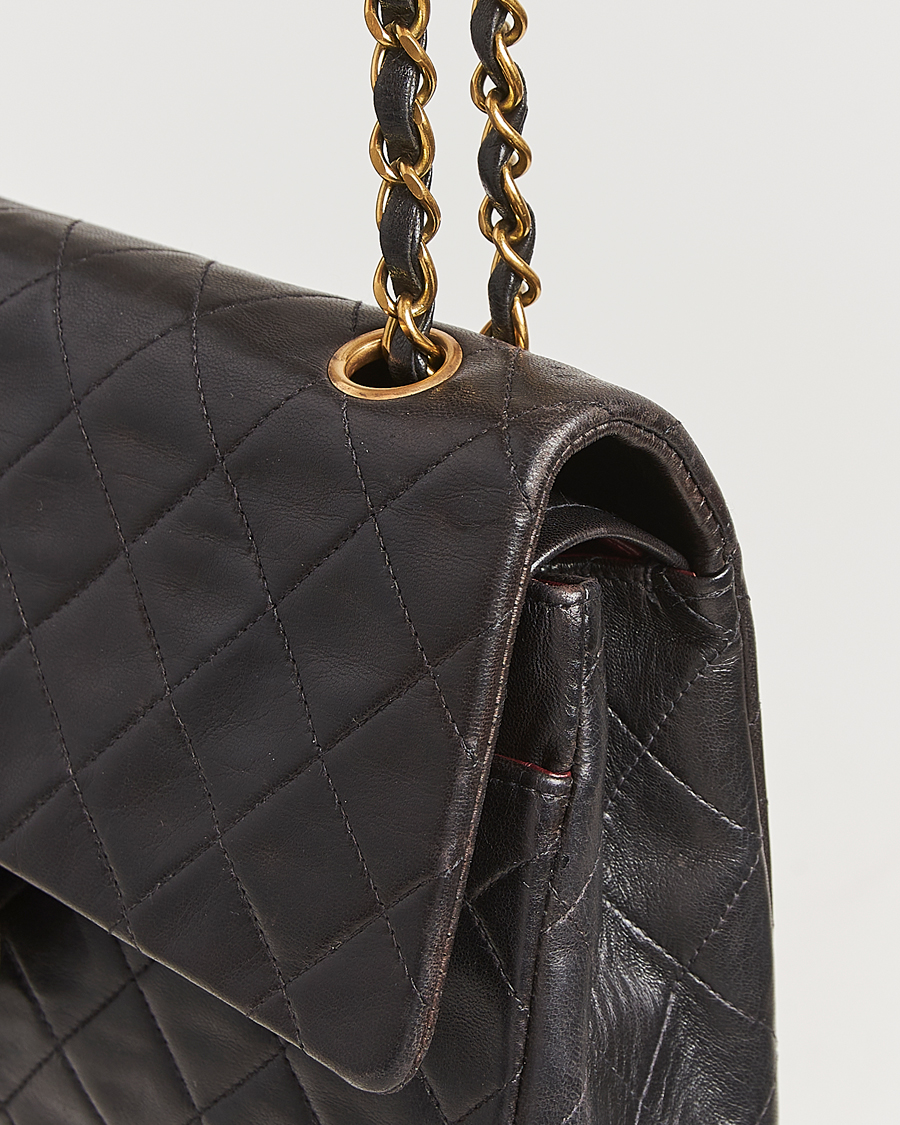 Herr | Gifts for Her | Chanel Pre-Owned | Classic Double Flap Medium Lambskin Black