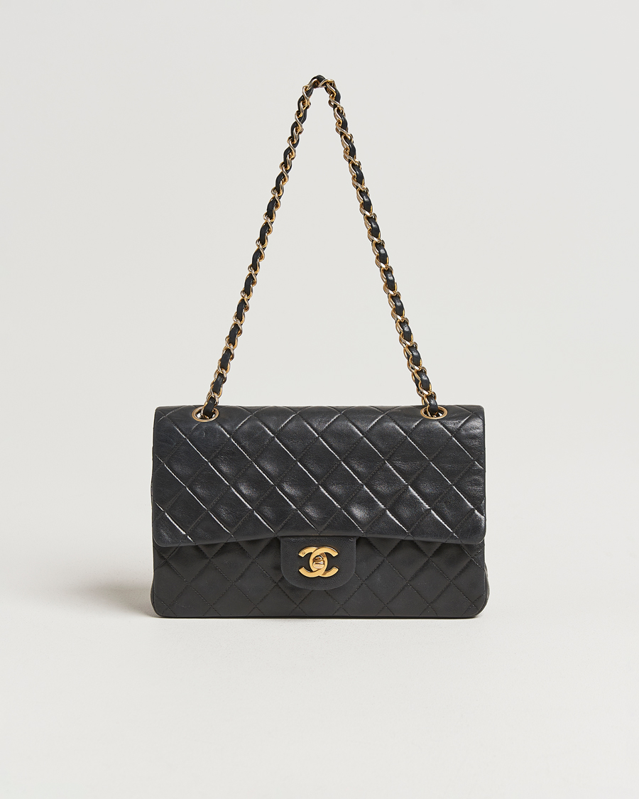 Herr | Gifts for Her | Chanel Pre-Owned | Classic Double Flap Medium Lambskin Black