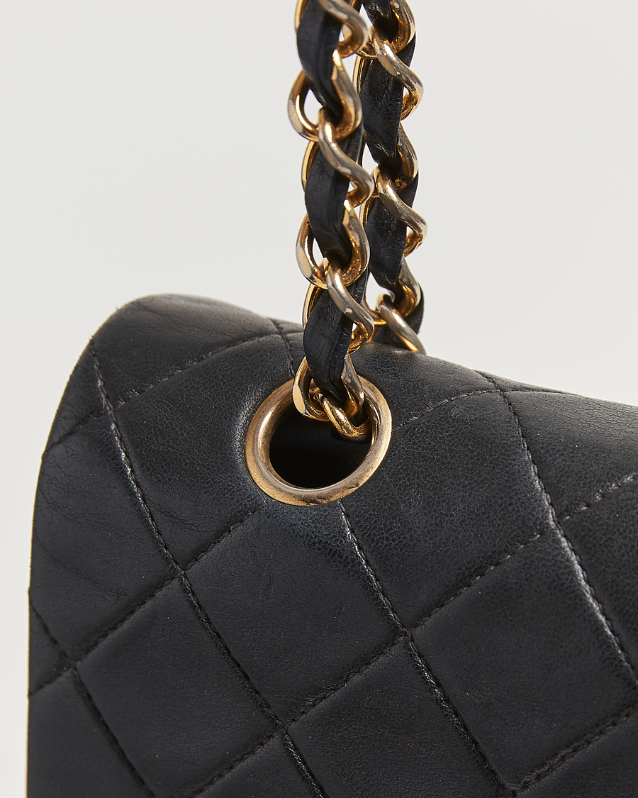 Herr | Gifts for Her | Chanel Pre-Owned | Classic Double Flap Medium Lambskin Black