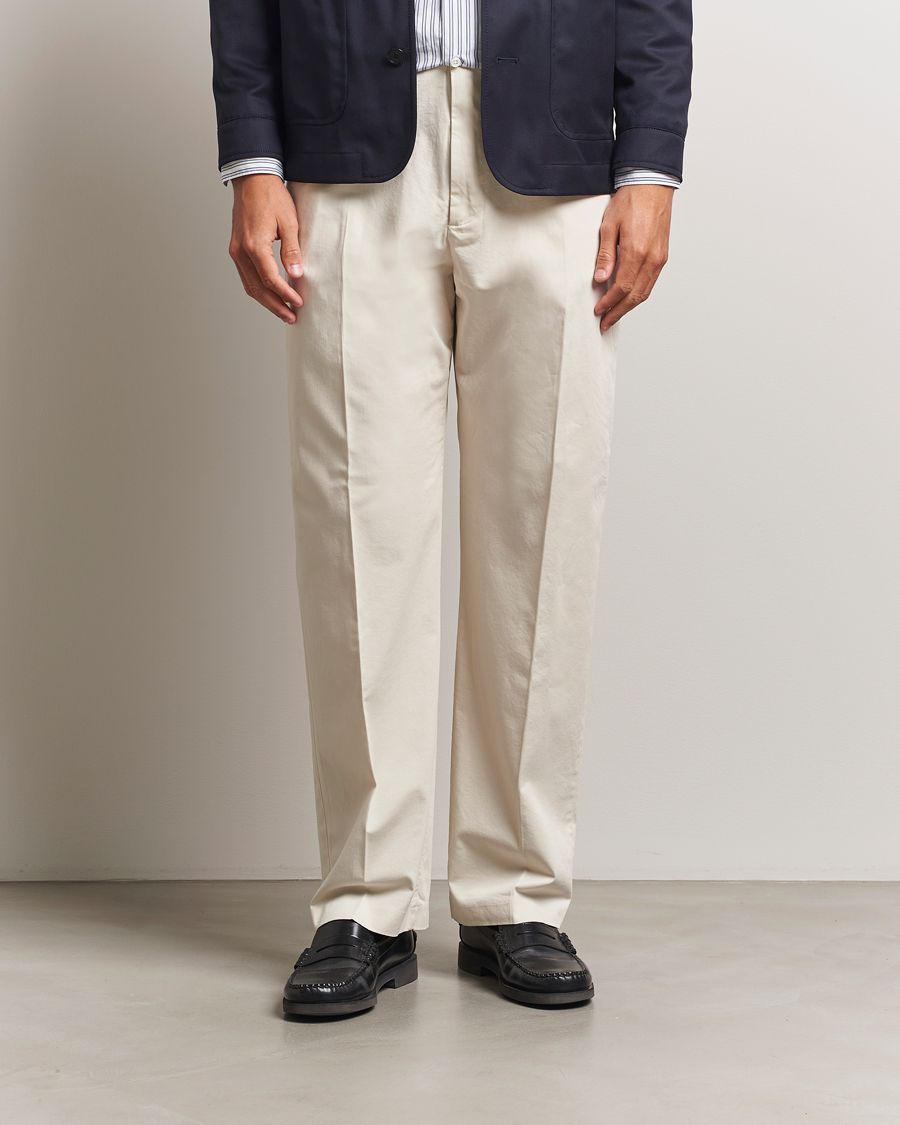 Herr | Byxor | NN07 | Paw Cotton/Lyocell Pleated Trousers Ivory