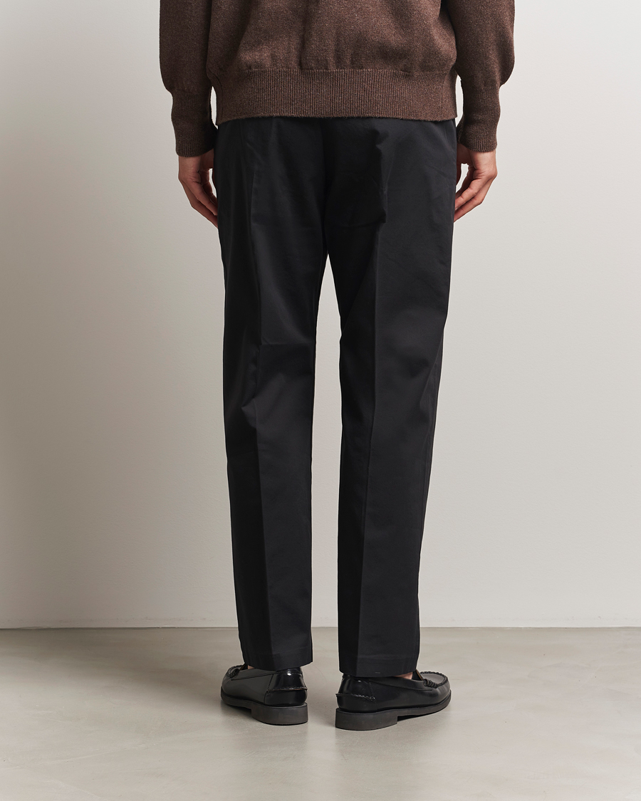 Herr | Byxor | NN07 | Paw Cotton/Lyocell Pleated Trousers Black