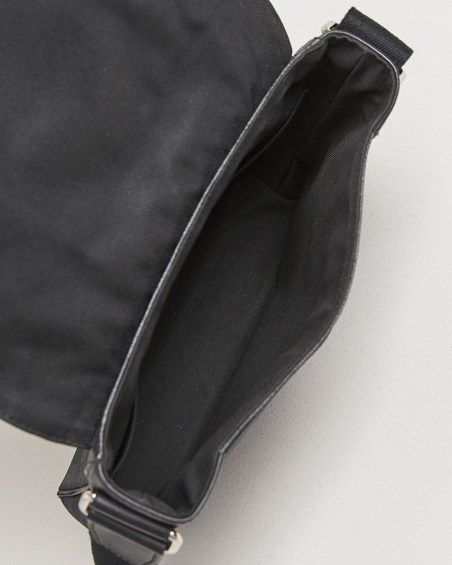Herr | Pre-Owned & Vintage Bags | Louis Vuitton Pre-Owned | District PM Messenger Bag Damier Graphite