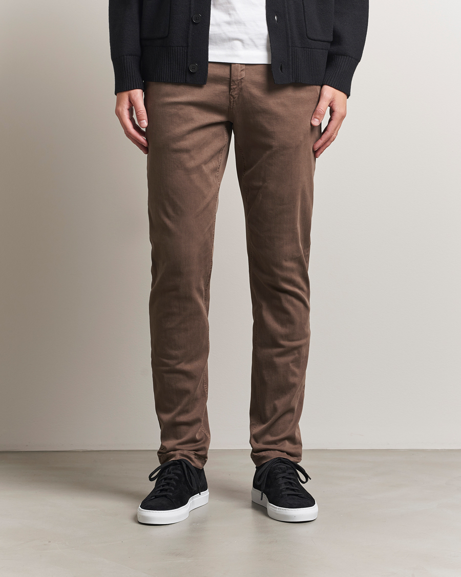Herr | Byxor | Replay | Benni Hyperflex X-Lite Chinos Brown