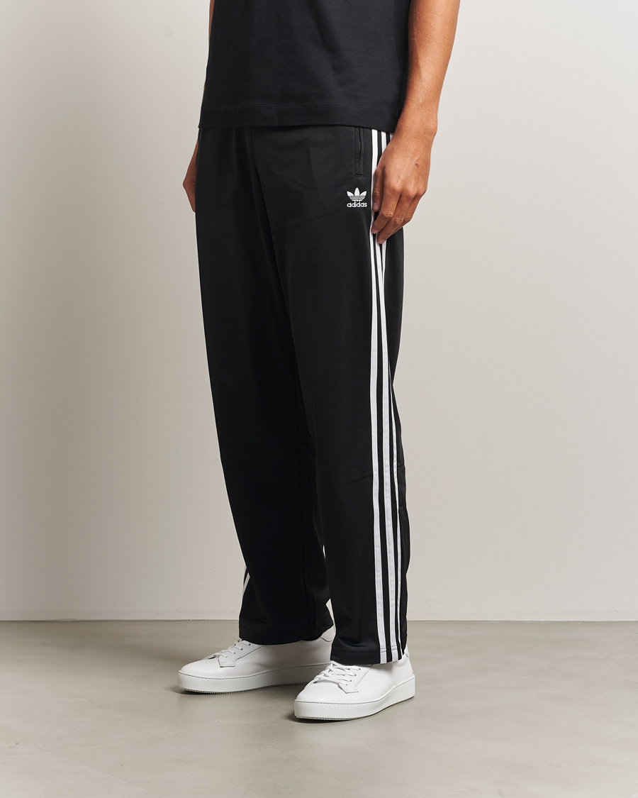Herr | Byxor | adidas Originals | Firebird Track Pants Black
