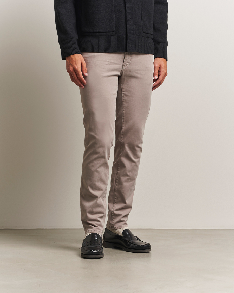 Herr | Byxor | Brax | Cadiz Cotton Satin 5-Pocket Pants Stone