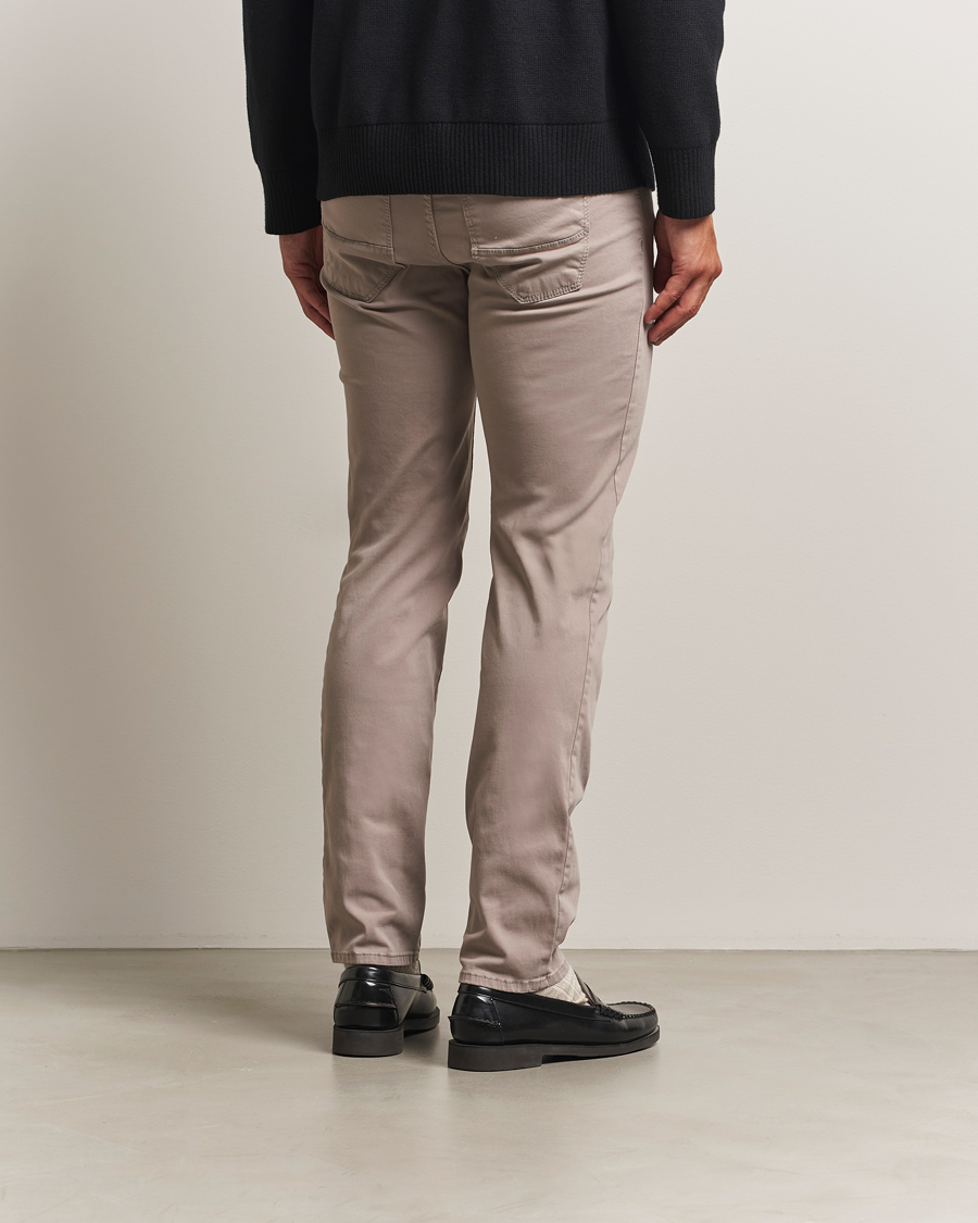 Herr | Byxor | Brax | Cadiz Cotton Satin 5-Pocket Pants Stone