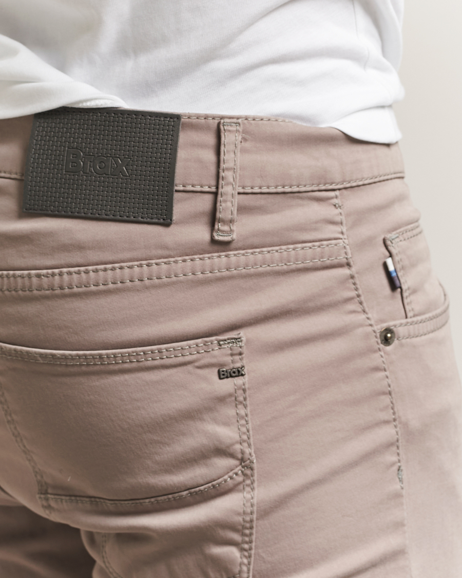 Herr | Byxor | Brax | Cadiz Cotton Satin 5-Pocket Pants Stone