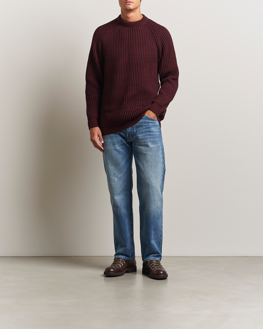 Herr | Tröjor | Gloverall | Fisherman Rib Chunky Wool Crew Neck Burgundy