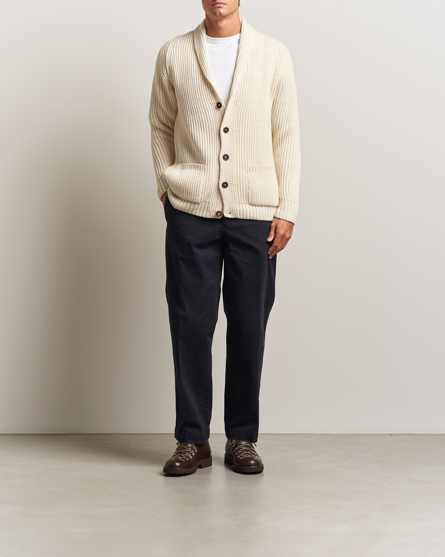 Herr | Tröjor | Gloverall | Shawl Collar Cardigan Ecru