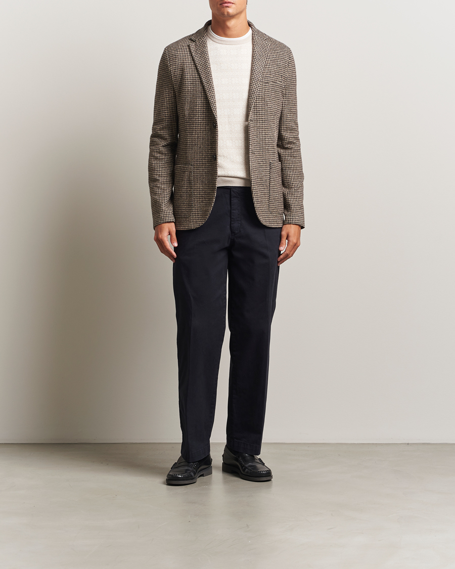 Herr | Kavajer | Harris Wharf London | Two Button Houndstooth Blazer Beige