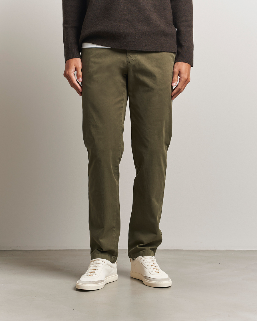 Herr | Byxor | J.Lindeberg | Ched Cotton Stretch Chinos Forest Green
