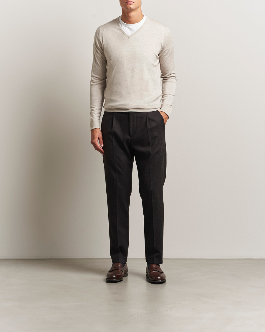 Herr | Tröjor | John Smedley | Bobby Extra Fine Merino V-Neck Pullover Grey Fleece