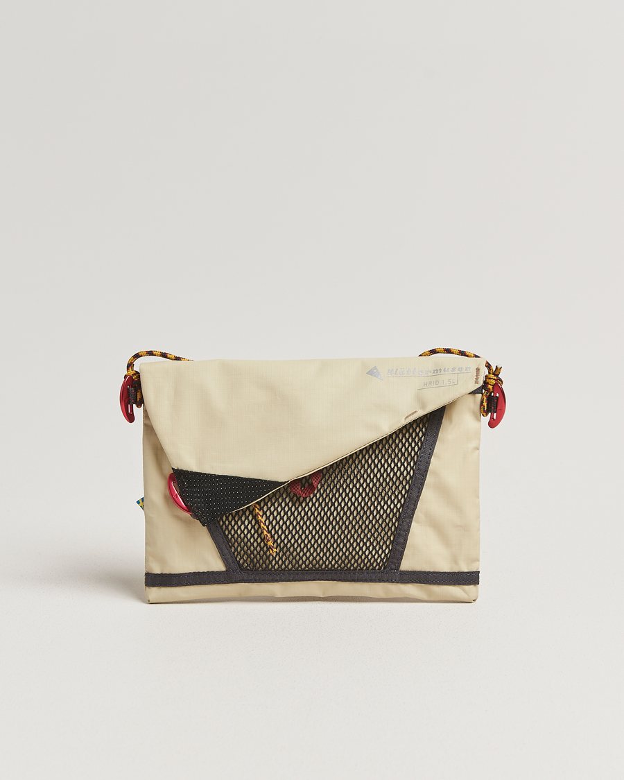 Herr | Väskor | Klättermusen | Hrid WP 1,5L Accessory Bag Clay