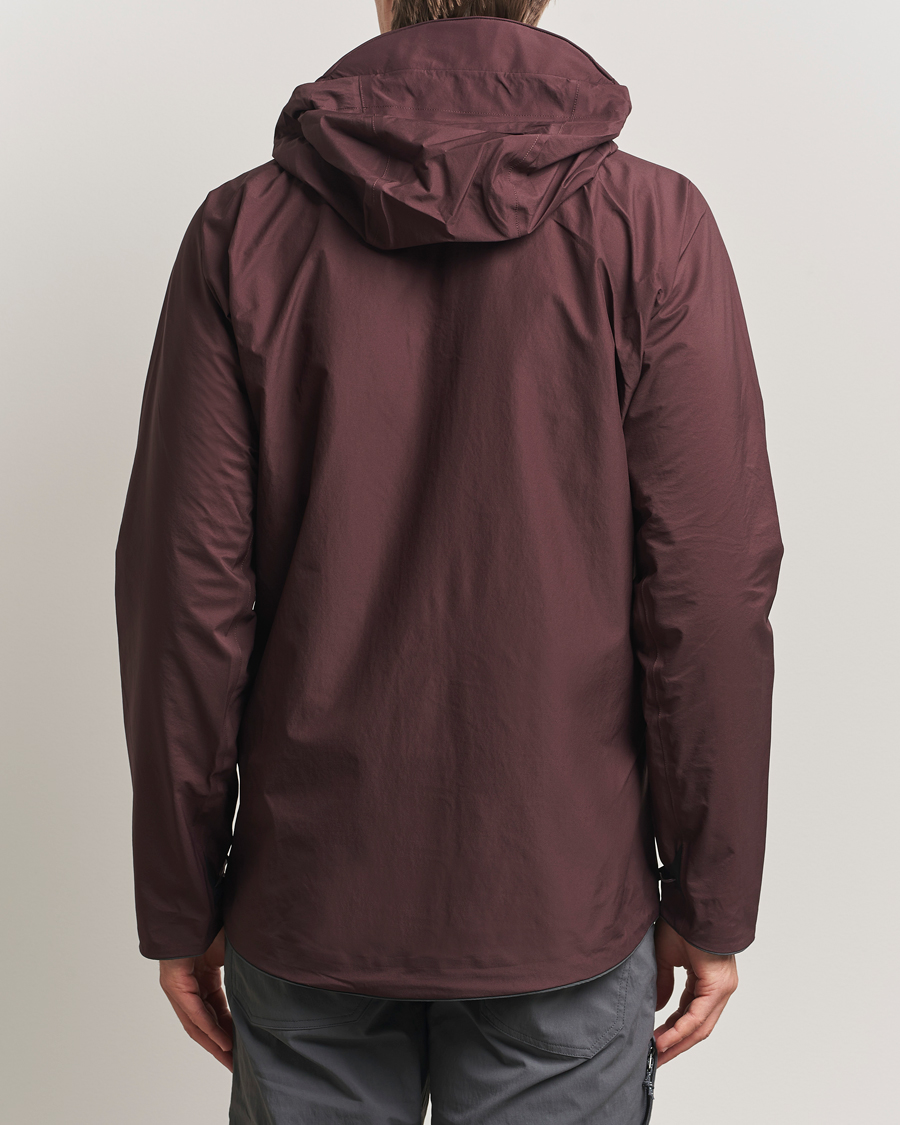 Herr | Jackor | Klättermusen | Asynja Lightweight Waterproof Jacket Amanth Red