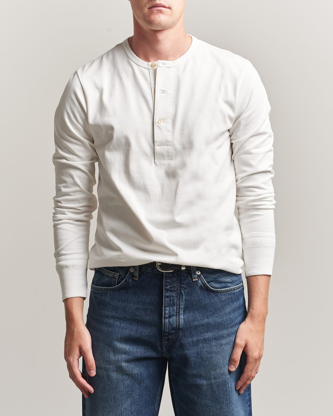 Herr | T-Shirts | Merz b. Schwanen | Classic Fit Sturdy Organic Cotton Henley White