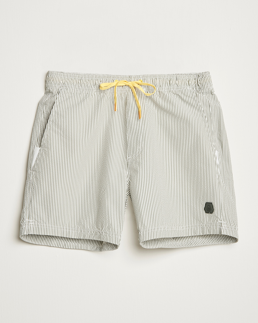 Herr | Badbyxor | Sail Racing | Tornado Striped Swimshorts Green/White
