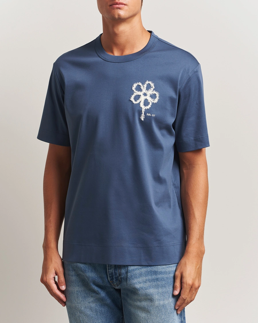Herr | T-Shirts | NN07 | Pedro Mercerized Embroidered T-Shirt Denim Blue