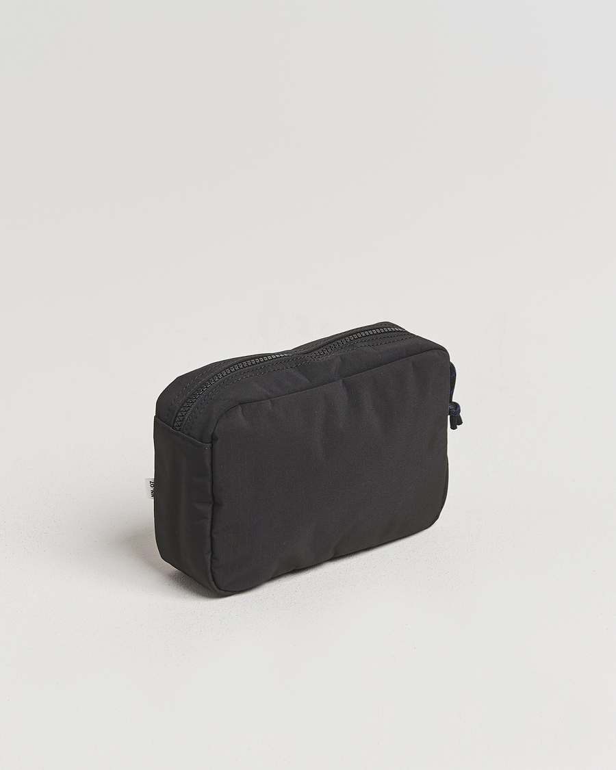 Herr | Väskor | NN07 | Nylon Ripstop Washbag Black