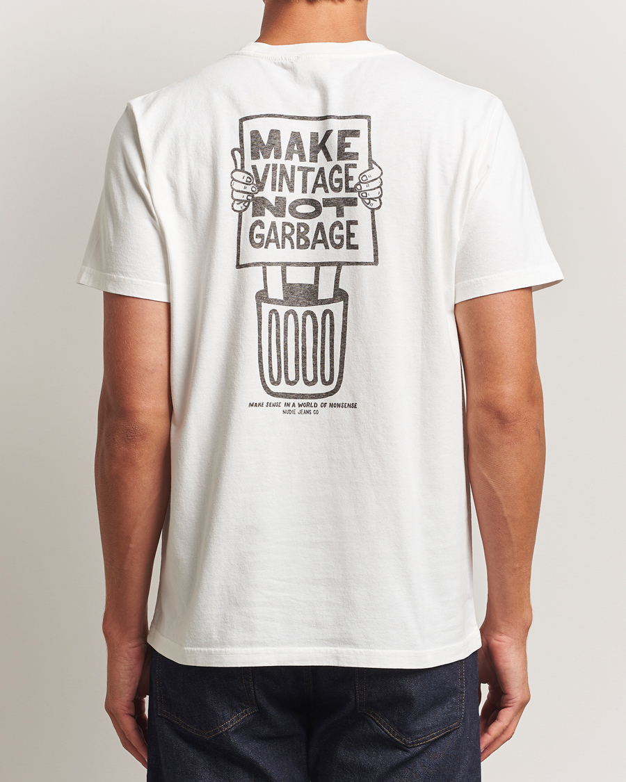 Herr | T-Shirts | Nudie Jeans | Roy Garbage T-Shirt Chalk White