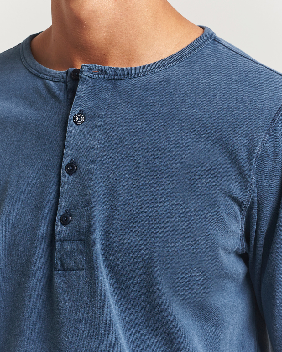 Herr | Tröjor | Nudie Jeans | Long Sleeved Henley Washed Blue