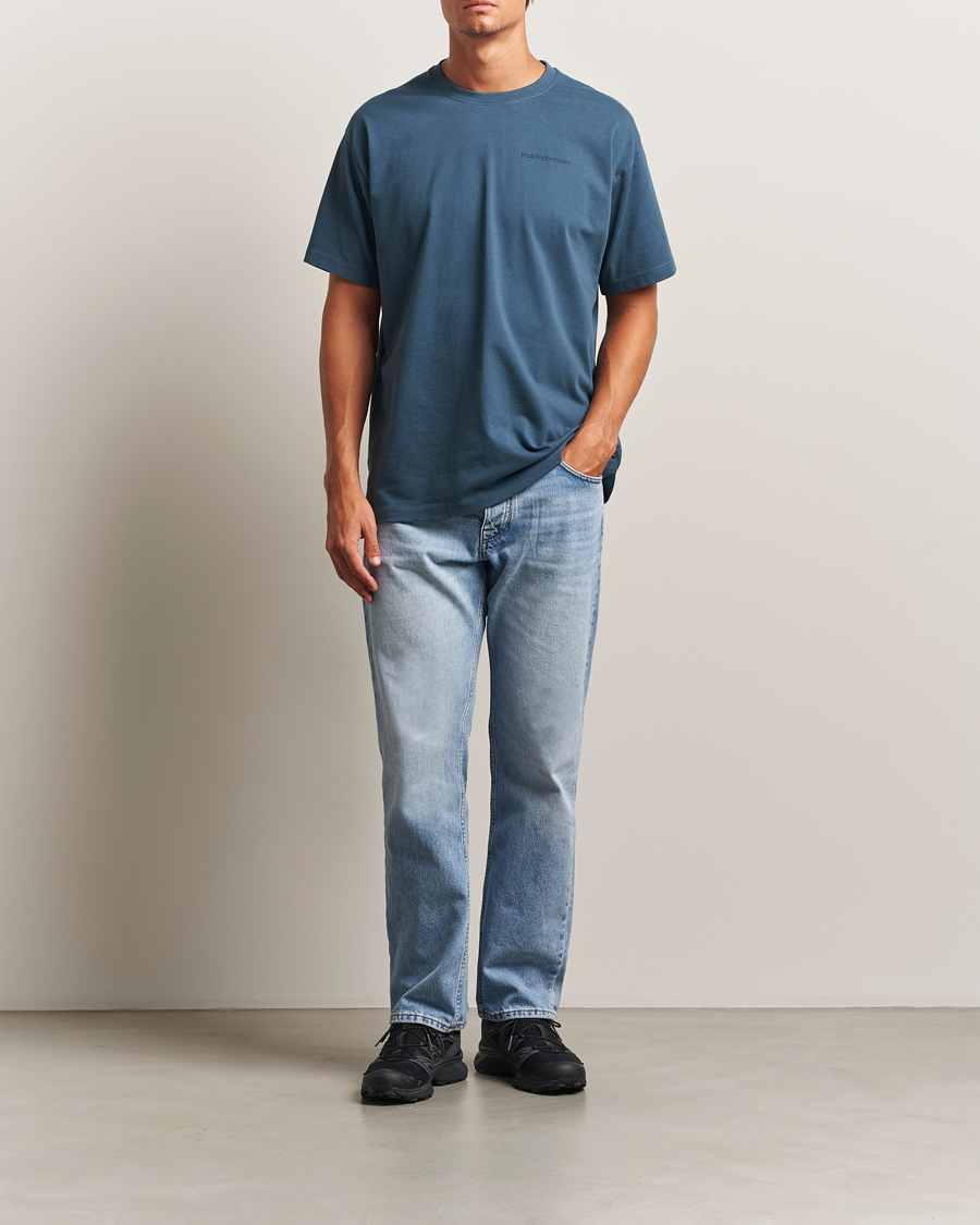 Herr | T-Shirts | Peak Performance | Graphic Crew Neck T-Shirt Mountain Lake