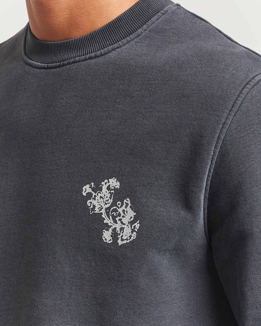Herr | Tröjor | Samsøe Samsøe | Phil Printed Crew Neck Sweatshirt Washed Black